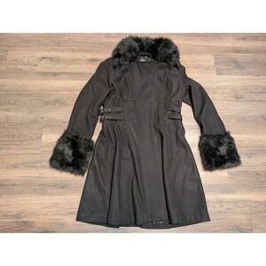 Bebe Black Wool Blend Fit & Flare Coat Faux Fur Trim Side Buckles Womens Large